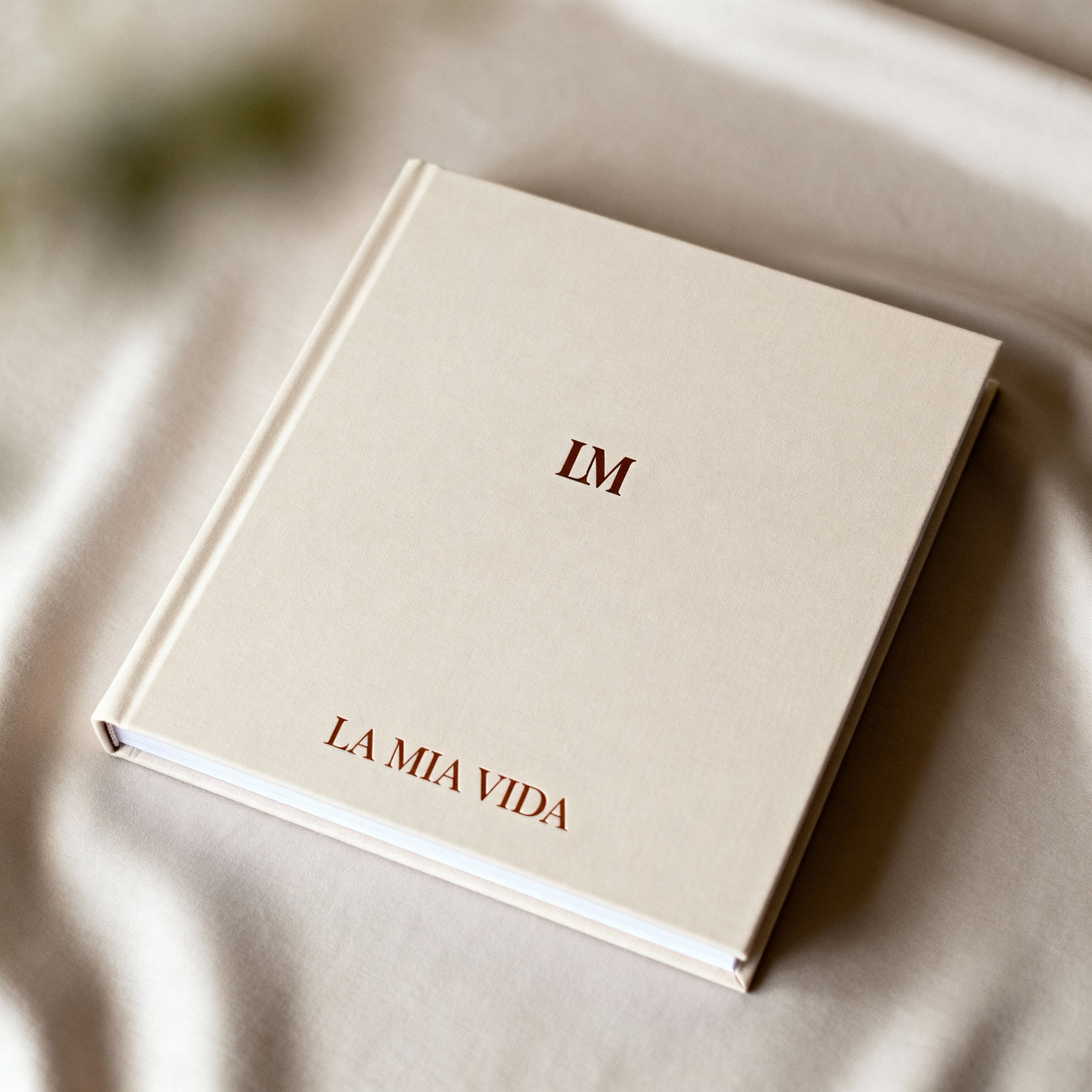 Álbum personalizado 30pg  “La Mia Vida” — Tus recuerdos, impresos para siempre